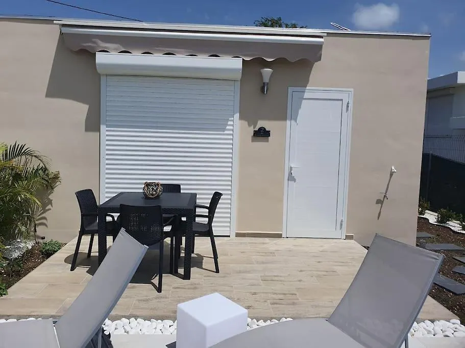 Les Zitadines Villa Sainte-Anne  Guadeloupe
